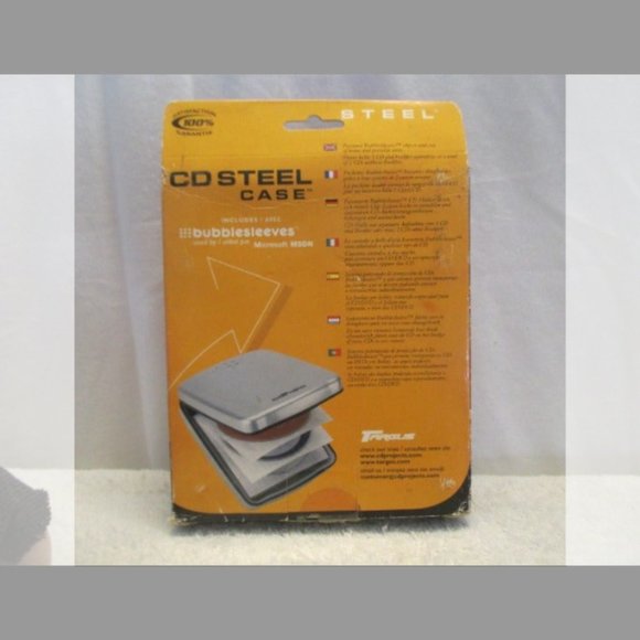 CD Projects Hard Snap Gun Metal Steel Case - 24 Disc Holder - Bubble Sleeves - Picture 2 of 12